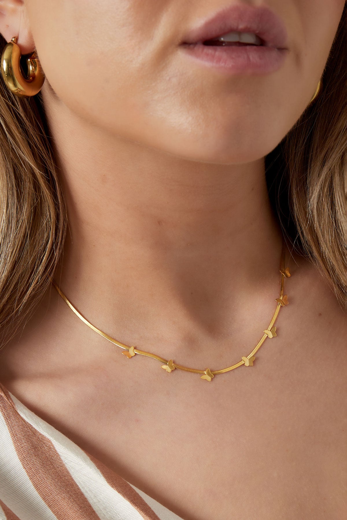 platte schakel ketting met vlinders