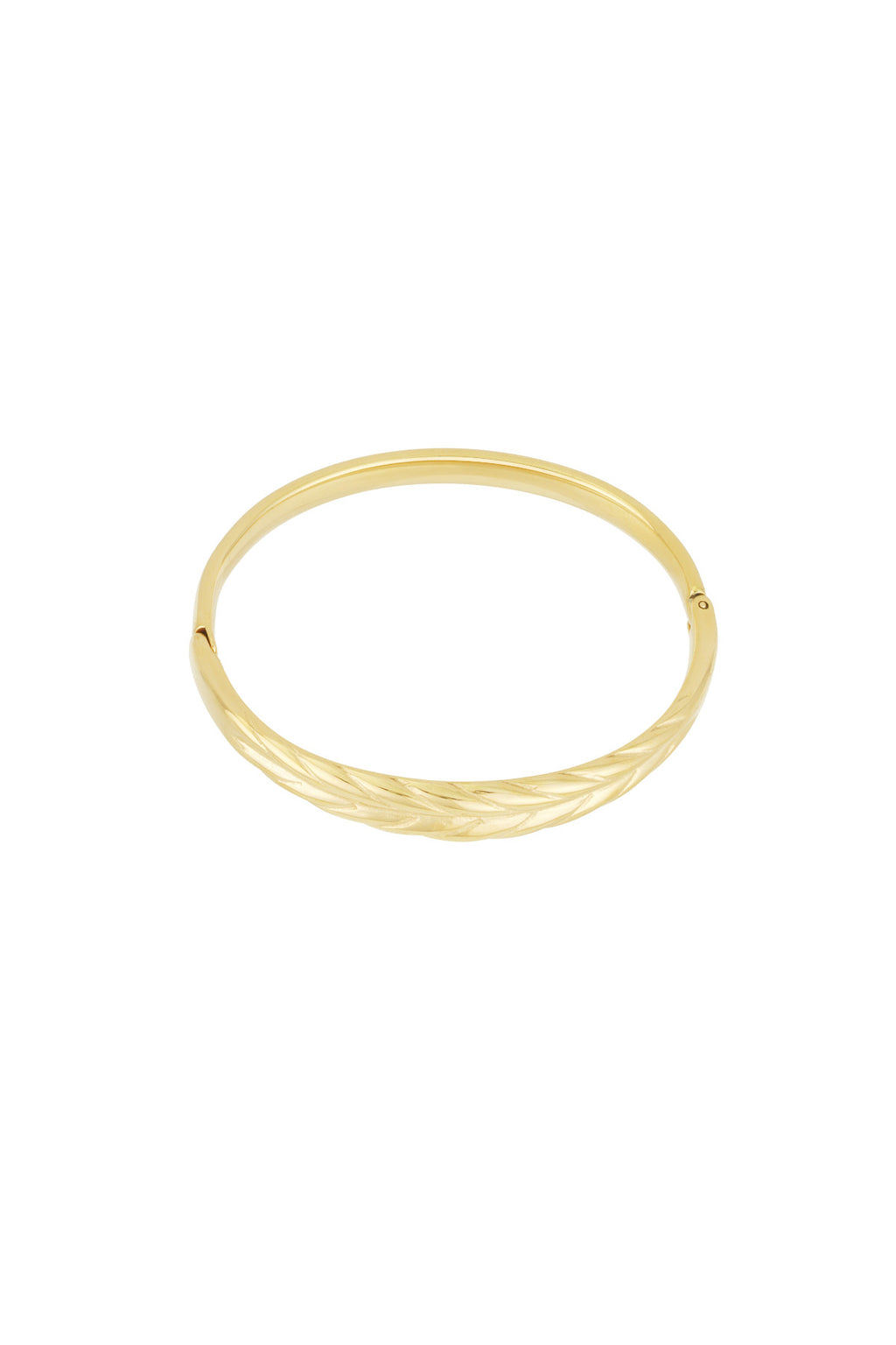 subtle relief armband