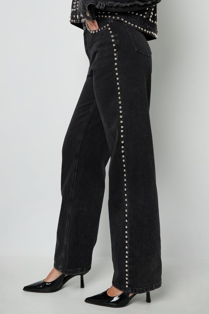 Studs-jeans